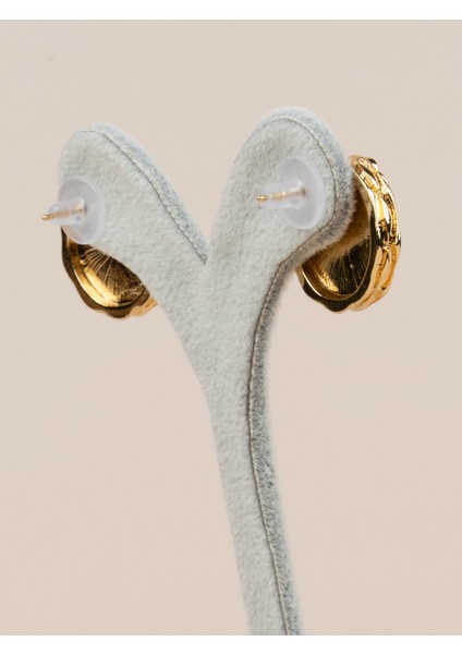 Oréllia Beyaz Çiçek Motifli Mineli Incili Vintage Sanat Küpe indirimleri