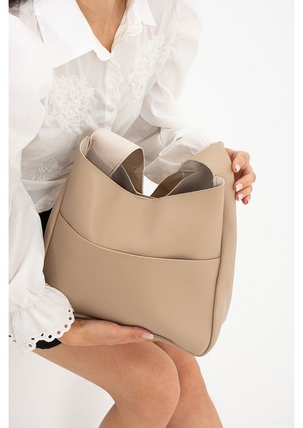 Kadın Geniş Hacimli Omuz Çantası