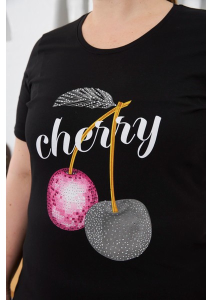 Taş Işlemeli Kiraz Desenli Büyük Beden Tişört Siyah fiyatları