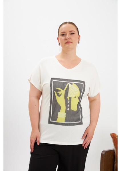 File Detaylı Büyük Beden Tişört Ekru