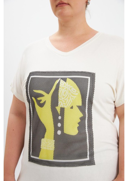 File Detaylı Büyük Beden Tişört Ekru modelleri