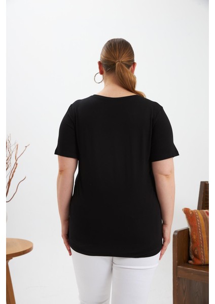 Büyük Beden Taş Detay Baskılı Tişört Siyah indirimleri