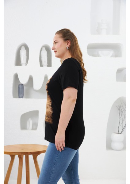 Çiçek Deseni Baskılı Büyük Beden Tişört Siyah fırsatları