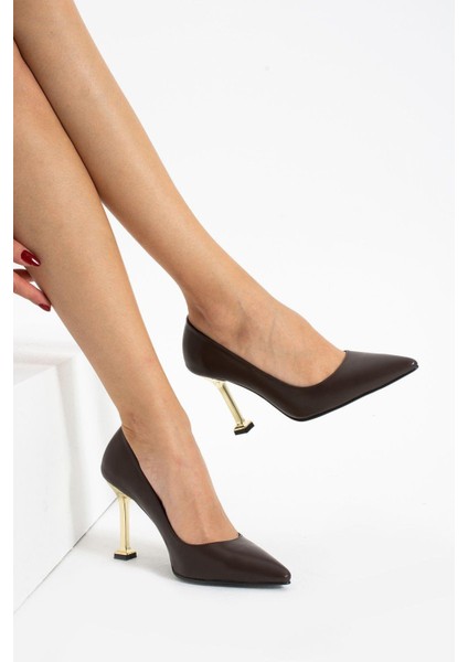 8,5 cm Kahve Cilt Altın Topuk Detaylı Stiletto Topuklu Ayakkabı fiyatları
