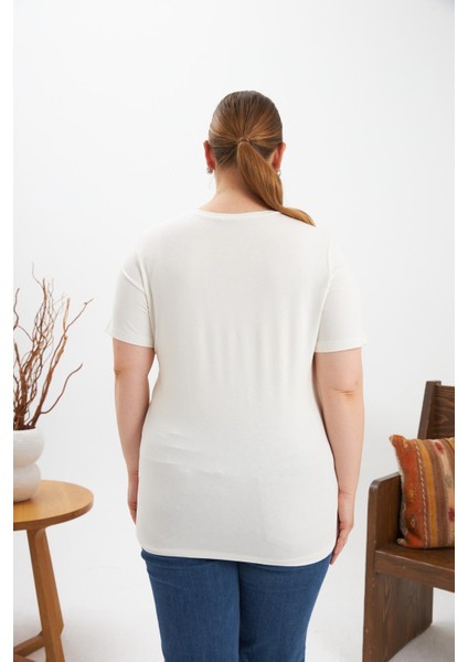 Büyük Beden Taş Detay Baskılı Tişört Ekru fiyatları