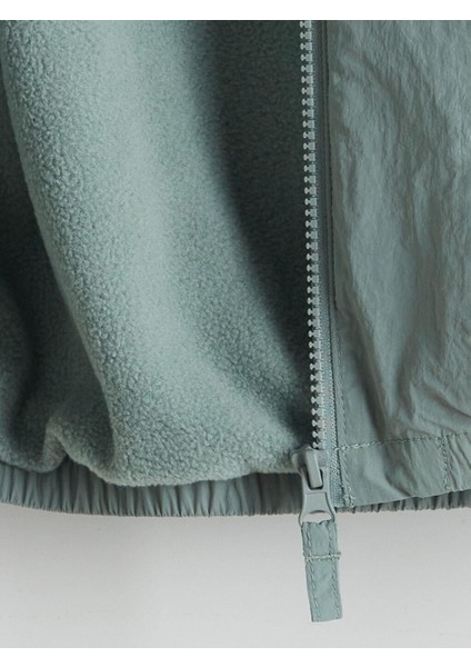 Kapüşonlu Erkek Çocuk Yağmurluk (W5) modelleri