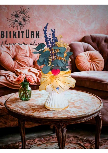 Ayaklı Beton Saksıda Mumyalanmış Aranjman fiyatları