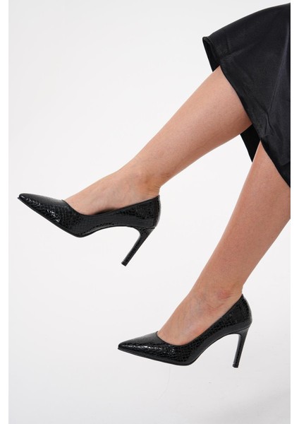 Siyah Yılan Derisi Desenli 8,5 cm Ince Topuklu Kadın Stiletto Ayakkabı fırsatları