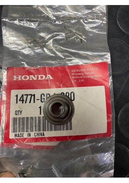 Spacy Subop Yay Tutucu