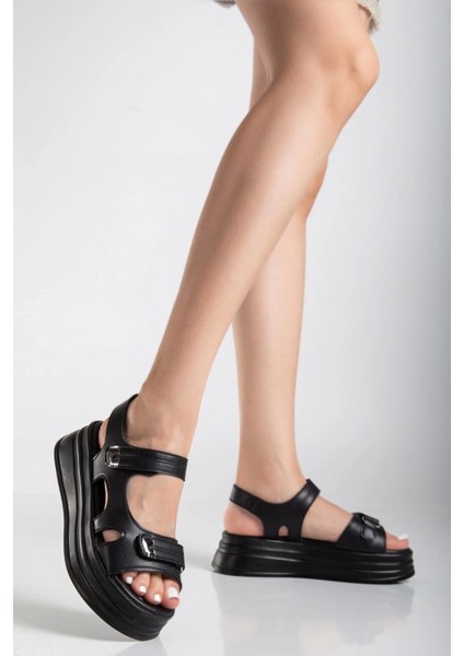 Saide Siyah Cilt Cırt Cırtlı Sandalet modelleri