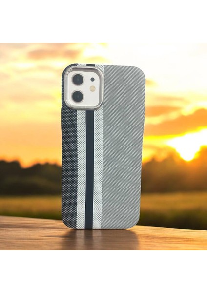 Apple Iphone 12/12 Pro Uyumlu Lux Carbon Fiber Magsafe Metal Kılıf Ultra Hafif Ince Manyetik Kapak.