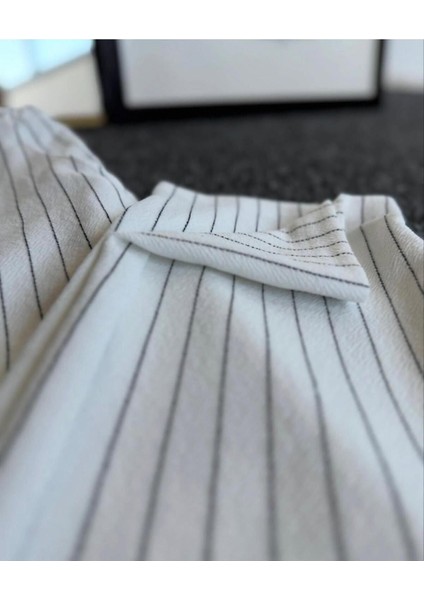 Alaçatı Stili Krep Kumaş Çizgi Detaylı Unisex Gömlek ve Pantolon Takım fırsatları