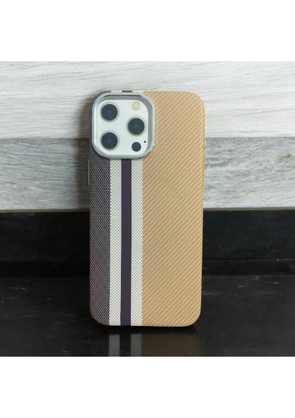 Apple Iphone 14 Pro Max Uyumlu Lux Carbon Fiber Magsafe Metal Kılıf Ultra Hafif Ince Manyetik Kapak.