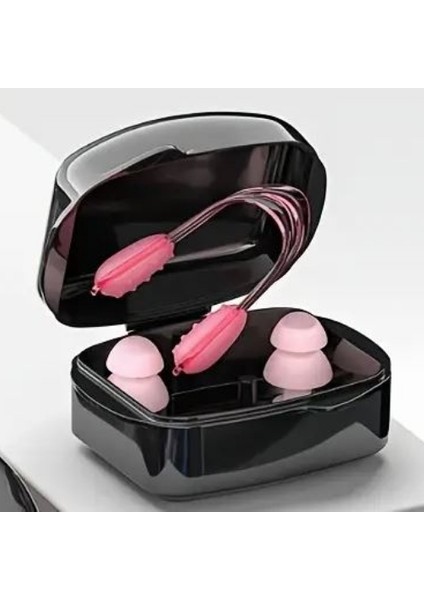 Silikon Yüzme Kulak Tıkacı ve Burun Klipsi Seti – Suya Dayanıklı, Yıkanabilir, Taşıma Kutulu, Konforlu Yapı, Esnek Malzeme ile Yüzme ve Duş Için Uygun Pratik Kullanım Aksesuarı fiyatları