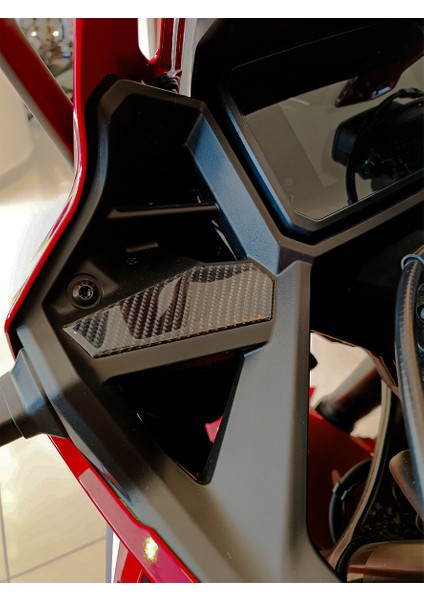 Honda CBR500 2025 ile Uyumlu Kaydırmaz 6d Karbon 20 Parça Tank Pad Seti GC30 fırsatları