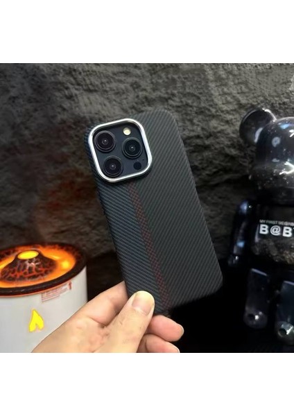 Apple Iphone 15 Pro Uyumlu Lux Carbon Fiber Magsafe Metal Kılıf Ultra Hafif Ince Manyetik Kapak. modelleri