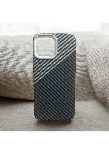 Apple Iphone 16 Uyumlu Lux Carbon Fiber Magsafe Metal Kılıf Ultra Hafif Ince Manyetik Kapak . modelleri
