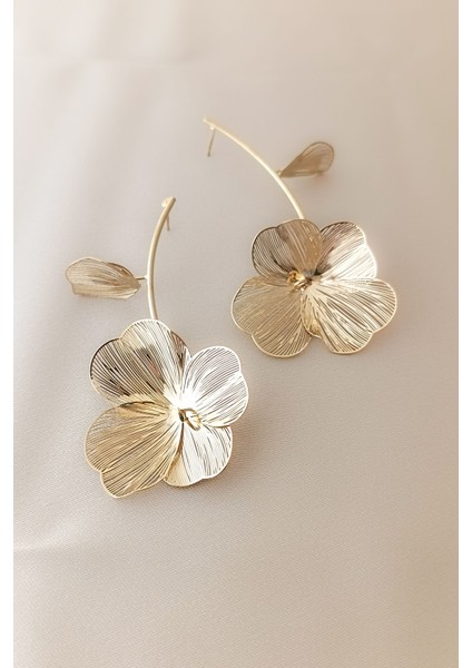 Gold Çiçek Sallantılı Marka Model Vintage Metal Kadın Küpe modelleri