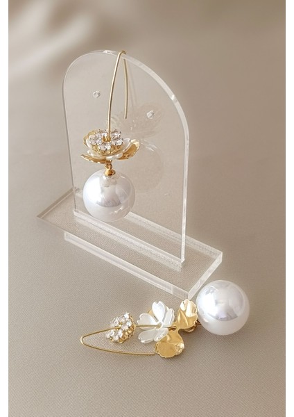 Çiçek Detaylı Sallantılı Büyük Vintage Inci Küpe fırsatları