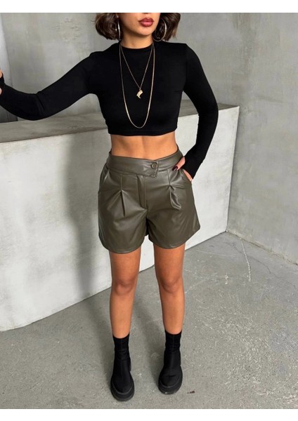 Iki Düğmeli Pileli Şort modelleri