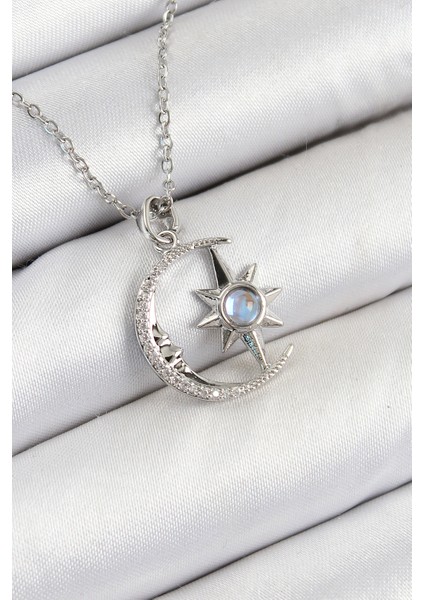 316L Çelik Zirkon Taşlı Kutup Yıldızlı Hilal Model Gümüş Renk Kadın Kolye