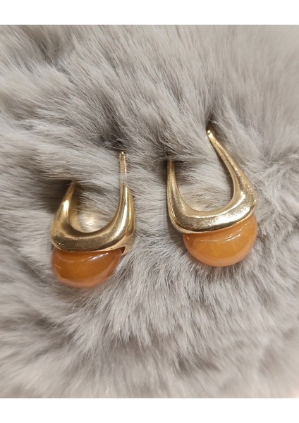 Gold Figürlü Gösterişli Küpe