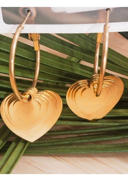 Lüks Kalp Figürlü Gold Renk Küpe