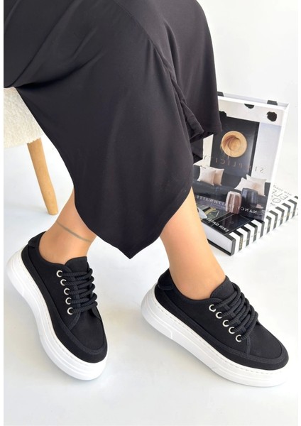 Carin Siyah Keten Bağcıklı Spor Ayakkabı fırsatları
