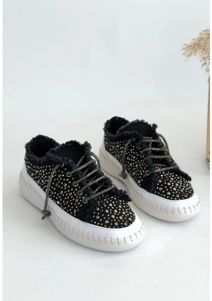 Guji Siyah Kot Bağcıklı Spor Ayakkabı fırsatları