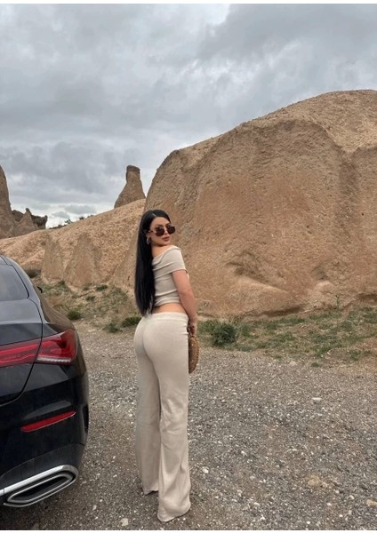 Madonna Yaka Bol Paça Pantolonlu Takım fiyatları