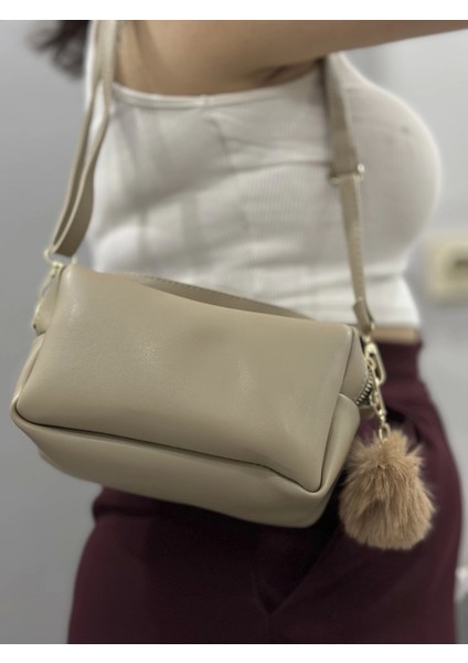 Ponpon Vizon Cilt Çanta