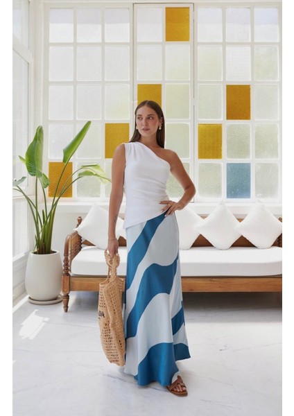 Kadın Mavi Renk Gecisli Geometrik Kloş Saten Etek modelleri