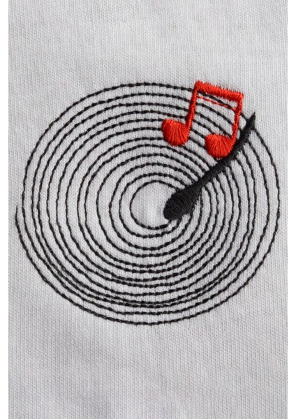 Plak Desenli Nakış Müzik T-Shirt fırsatları