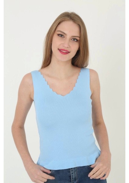Kadın V Yaka Fırfır Detay Crop - Mavi fiyatları