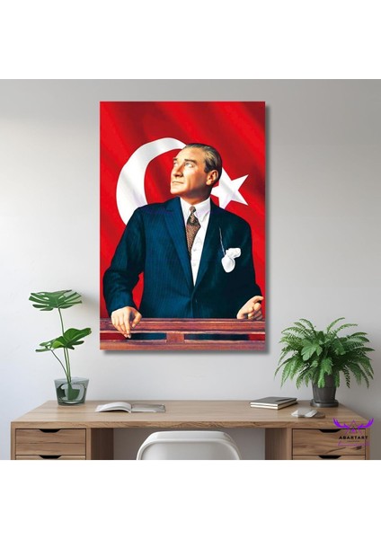 Tekli Dikey Kanvas Duvar Tablosu Renkli Ay Yıldız ve Atatürk Portresi