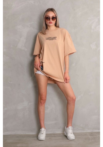 Unisex Bisiklet Yaka Baskılı Oversize T-Shirt - Bej modelleri