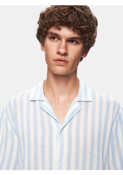 Relaxed Kısa Kollu Çizgili Basıc Dokuma Mavi Gömlek fırsatları