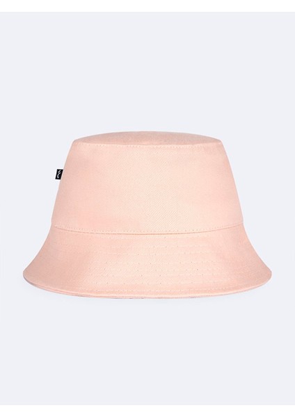 Pembe Şapka