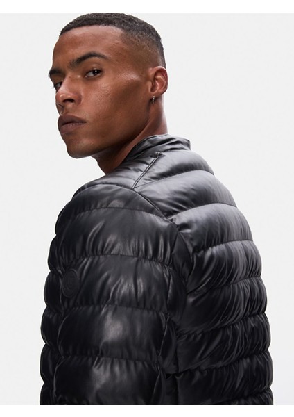 Dik Yaka Fermuarlı Siyah Mont fırsatları