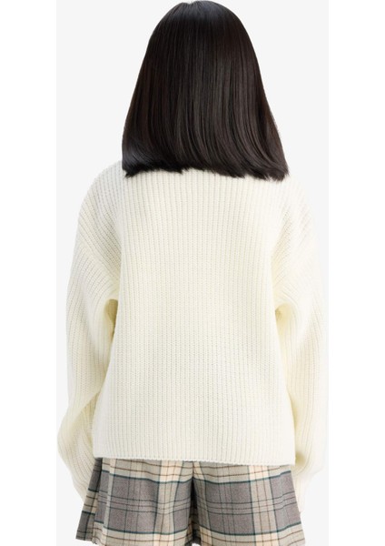 Kız Çocuk Standart Fit Bisiklet Yaka Triko Kazak C6909A825AU