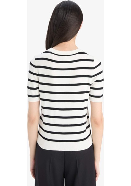 Regular Fit Bisiklet Yaka Çizgili Kısa Kollu Kazak D6271AX25AU