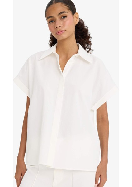 Regular Fit Poplin Kısa Kollu Gömlek F9141AX25WN