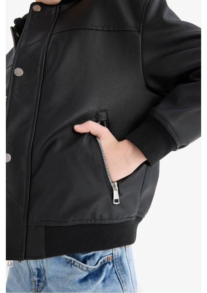 Erkek Çocuk Su Geçirmez Çıkarılabilir Kapüşonlu Pelüş Astar Bomber Mont C4321A825AU