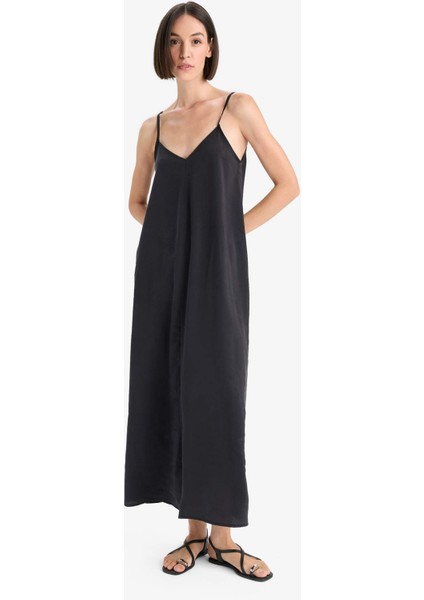 V Yaka Modal Askılı Midi Elbise F6466AX25SM fiyatları