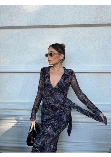 Kruvaze V Yaka, Fırfırlı ve Bağcıklı Desenli Bluz ve Midi Etek Takım - Siyah indirimleri