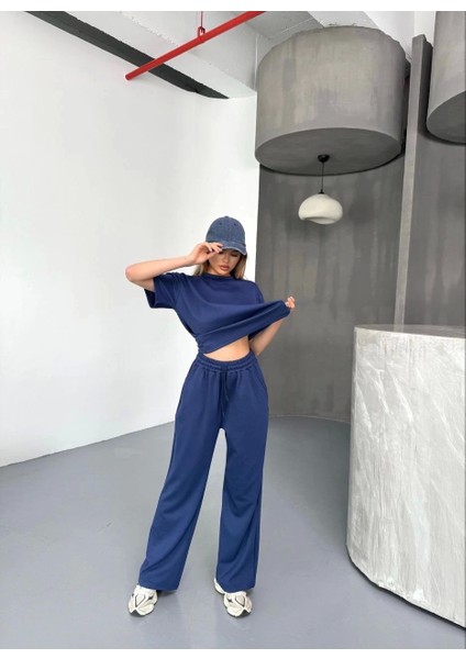Osy Modal Yumuşak Dokulu Kumaş Kısa Kollu Bluz Rahat Pantalon Ikili Takım- Lacivert modelleri
