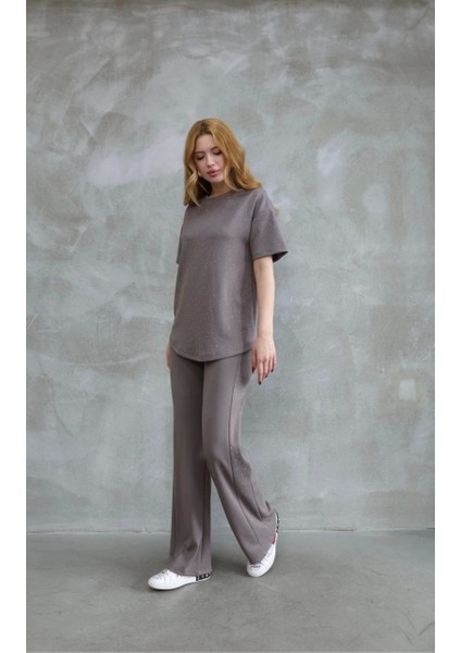 Osy Modal Yumuşak Dokulu Kumaş Bisiklet Yaka Taş Detaylı Kısa Kollu Takım - Vizyon