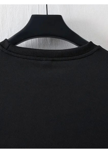 Ben Şişman Değilim Tanrı Bana Hava Yastığı Verdi Çünkü Ben Değerliyim Tişörtü - Siyah fiyatları