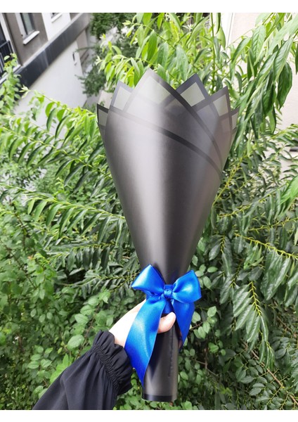 20 Li LED Işıklı Solmayan Gül Buketi Mavi Gül Ortada Siyah Gül Dışı Siyah Özel Tasarım fiyatları
