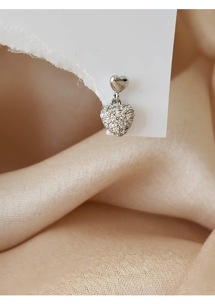 Kalp Bombeli Sallantılı Model Kıkırdak Tragus Helix Piercing Gümüş Renk Küpe